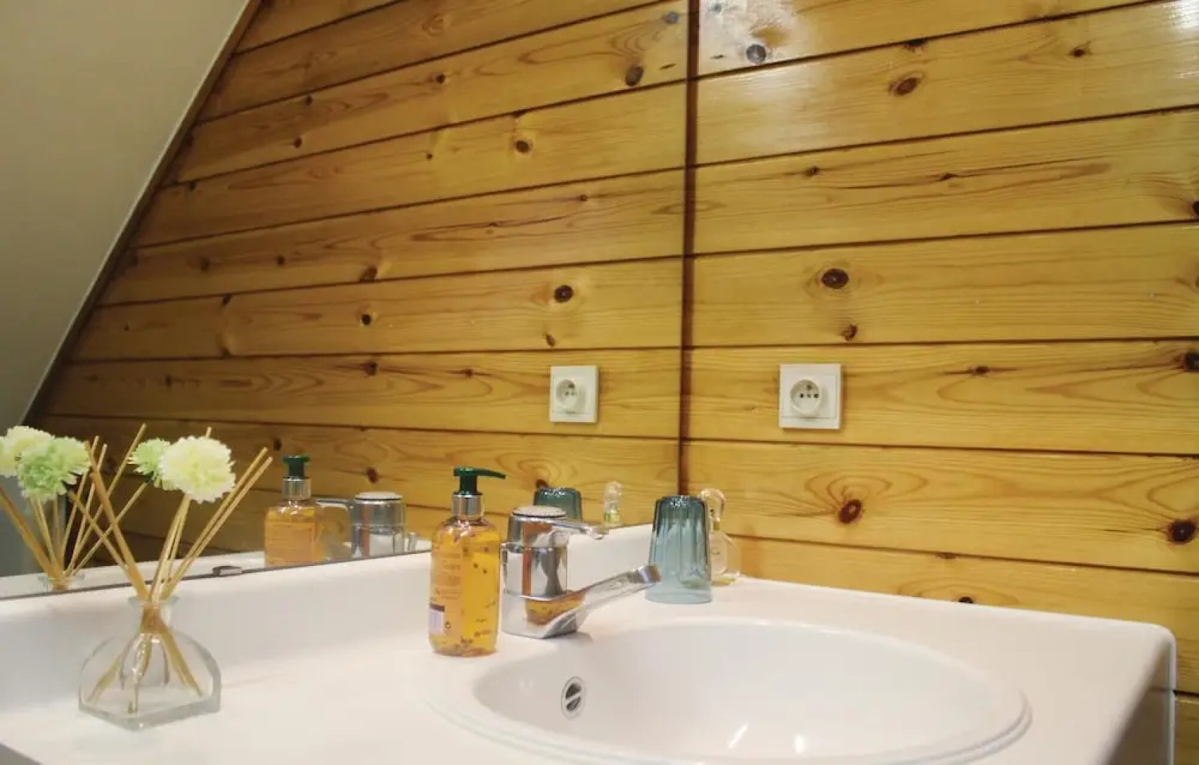 Amazing Home in Beerse With 4 Bedrooms and Wifi