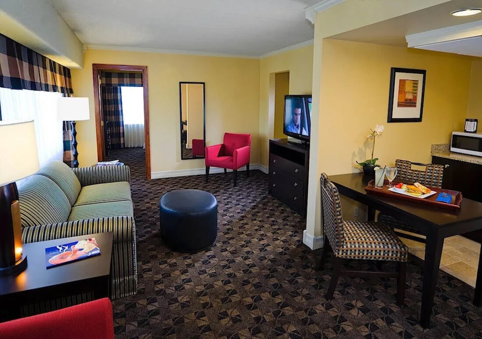 The Boulevard Inn & Bistro