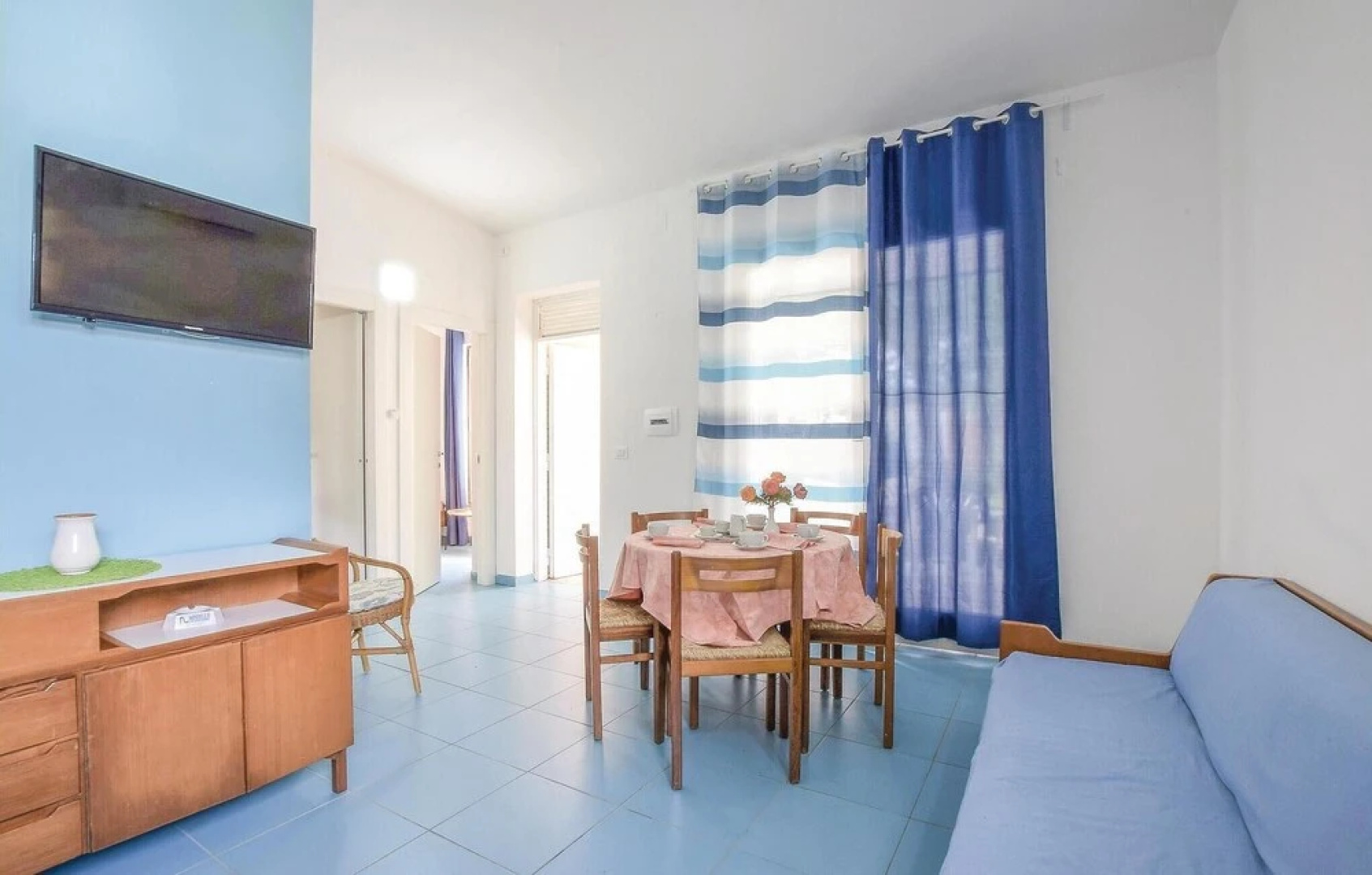 Beautiful Home in Baia Domizia S.aurunca With 2 Bedrooms and Outdoor Swimming Pool