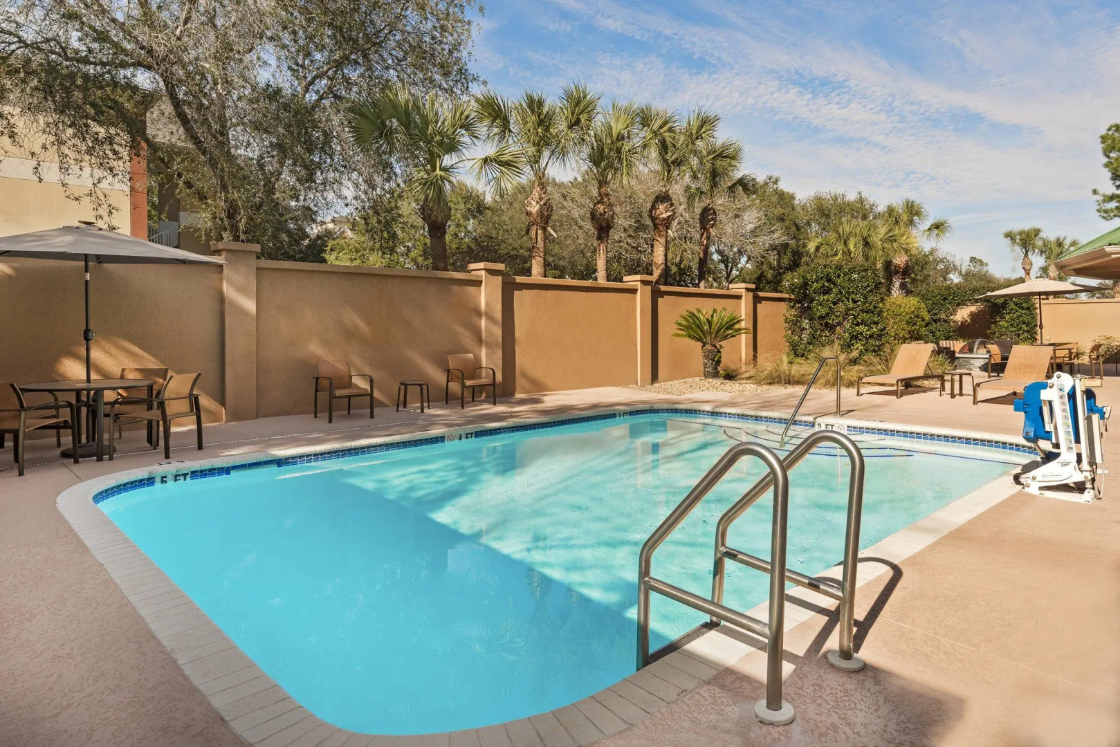 Courtyard by Marriott Gainesville FL