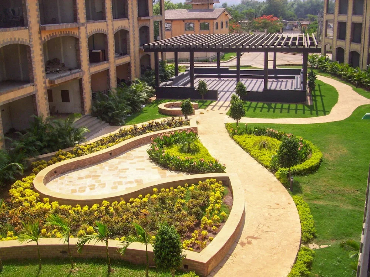 Discover Resorts