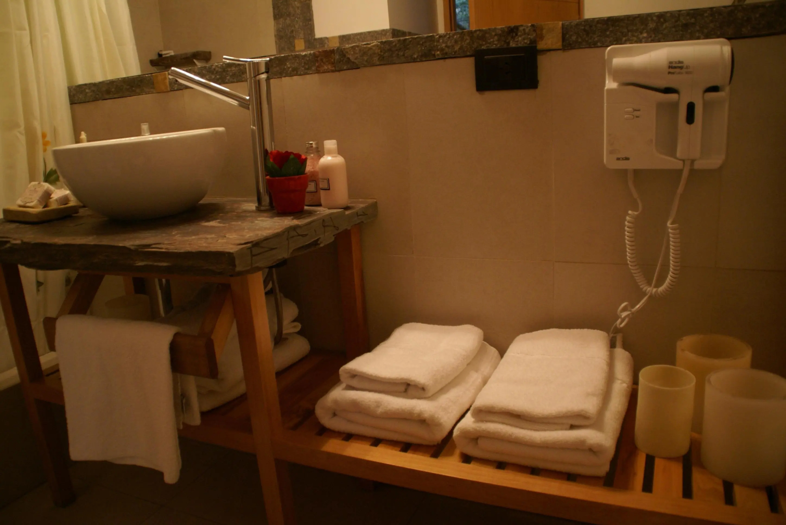El Oasis Apart Hotel