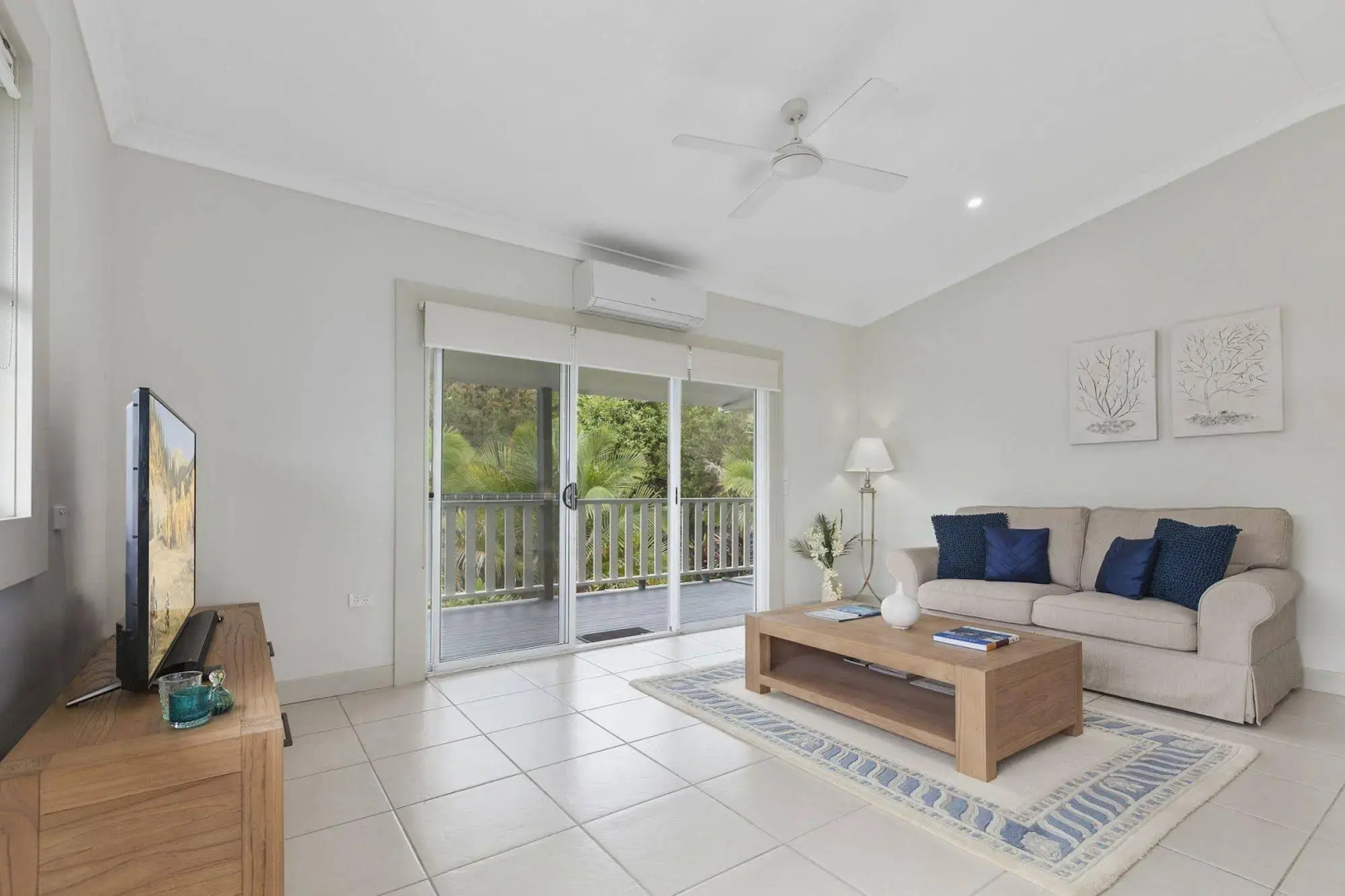 The Country House at Hunchy Montville