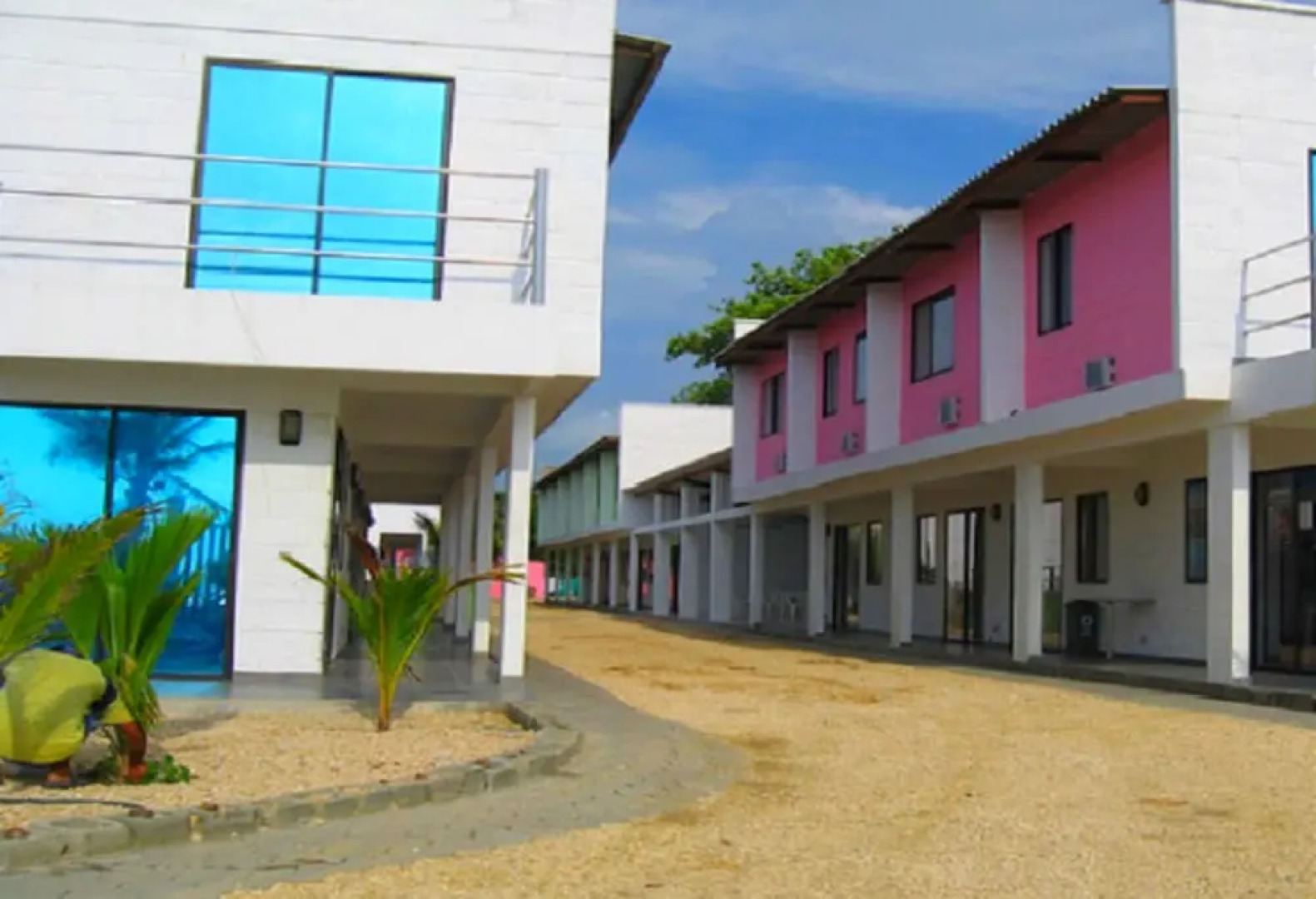 Cabaña Vacacional En Coveñas Con Piscina