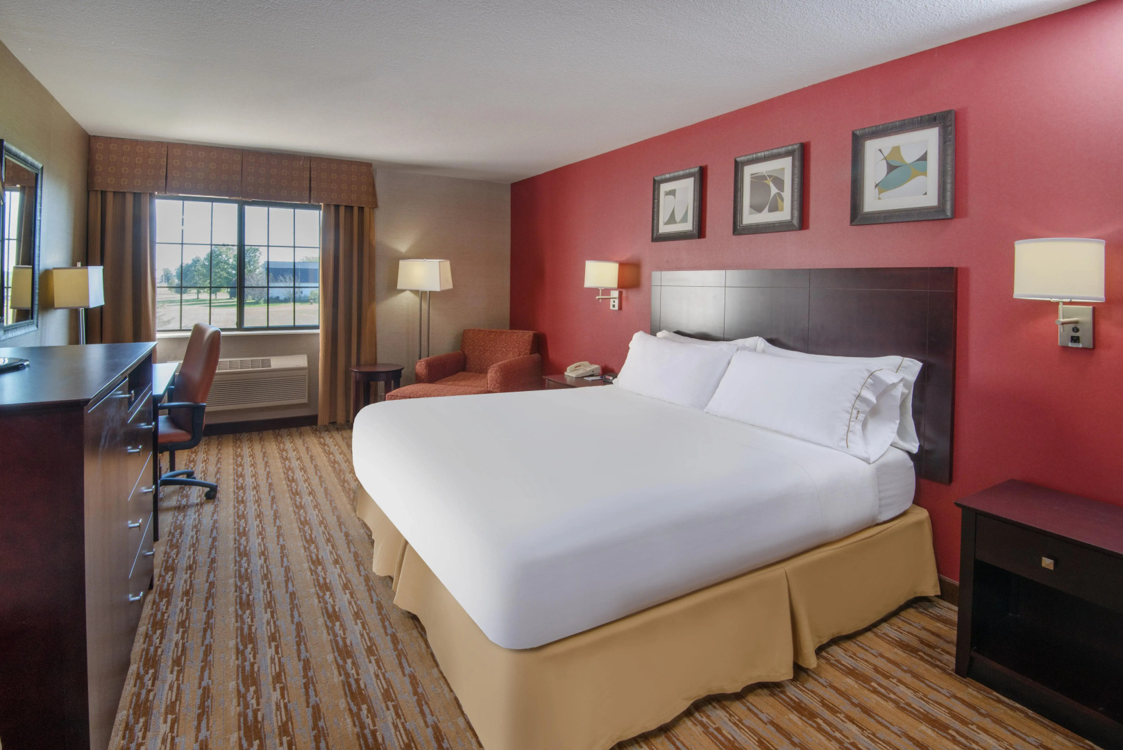 Holiday Inn Express & Suites Wauseon by IHG