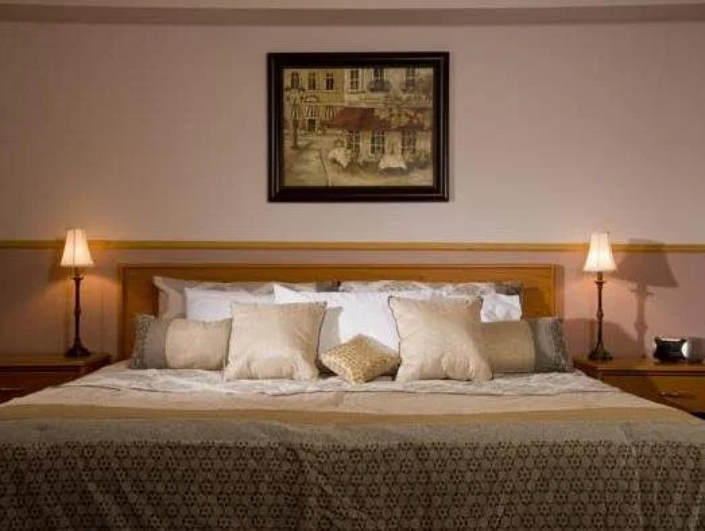 Thunder Bay Inn
