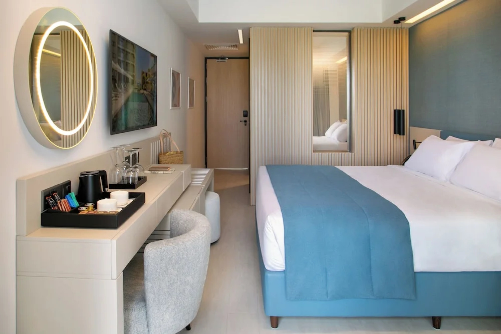 Mercure Larnaca Beach Resort