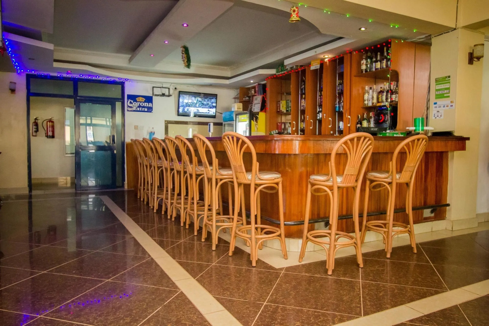 Meru Paramount Hotel