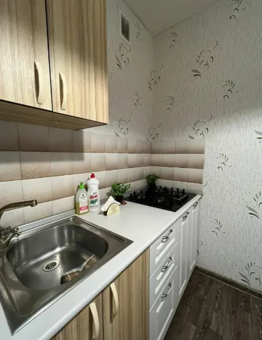 Апартаменты в 7-м микрорайоне 27