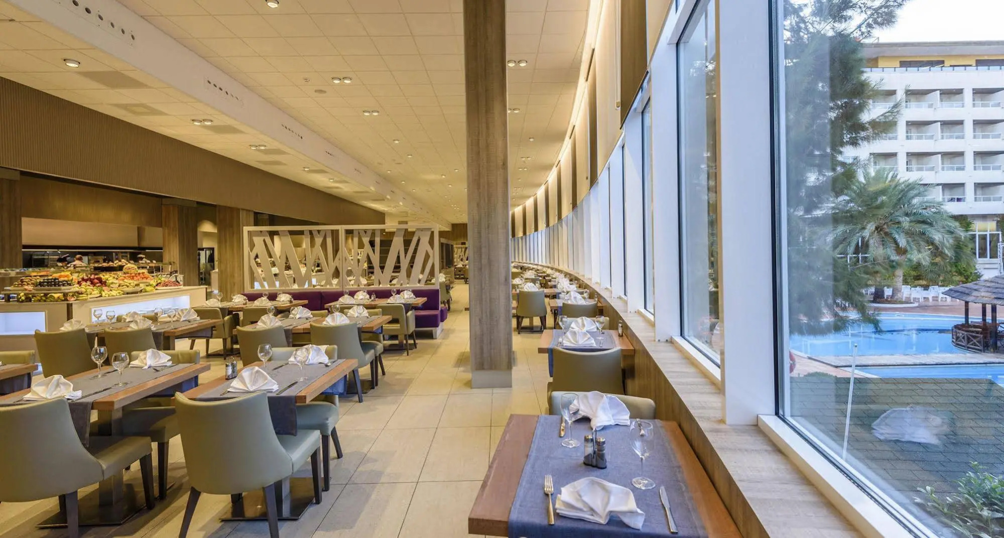 Apartamentos Estival Park