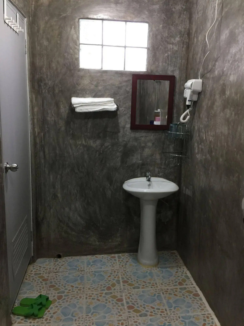 Shin Sane Guesthouse