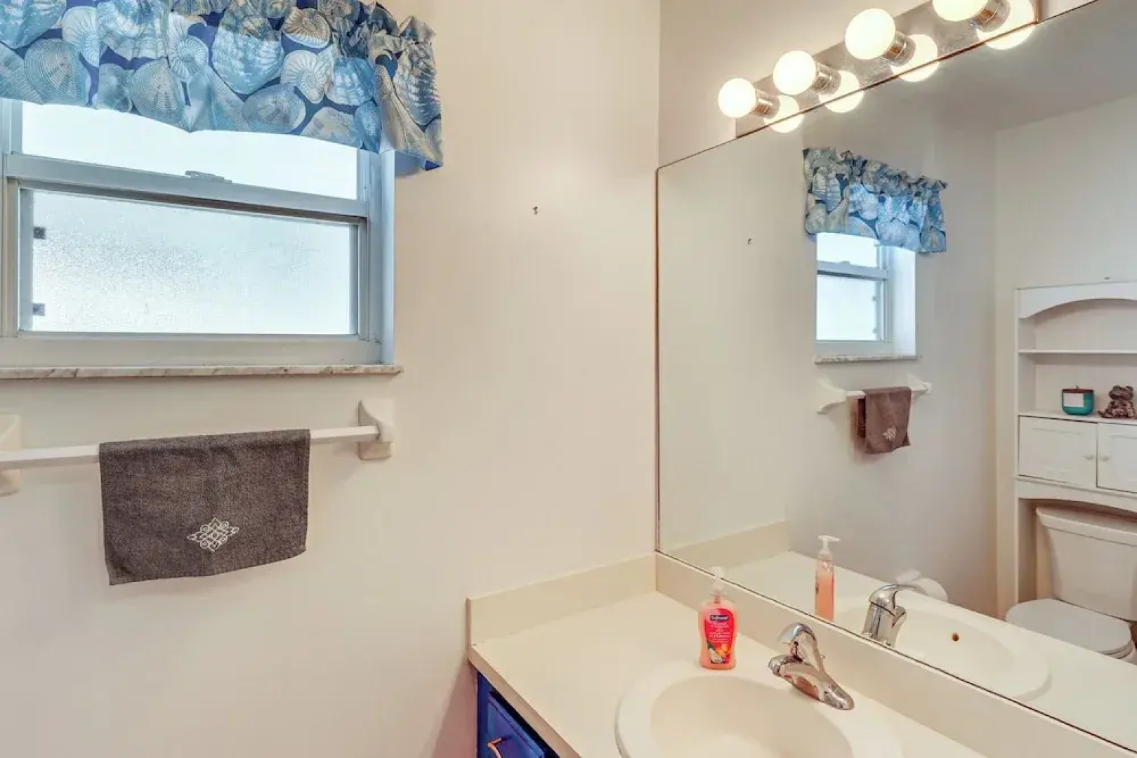 7 Mi to River & Ocean: Family Getaway in Sebastian