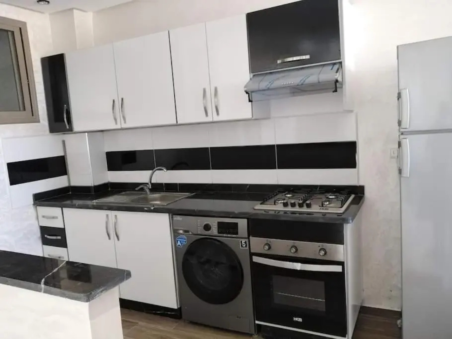 Appartement bien situé Dahomey city . Bahia beach