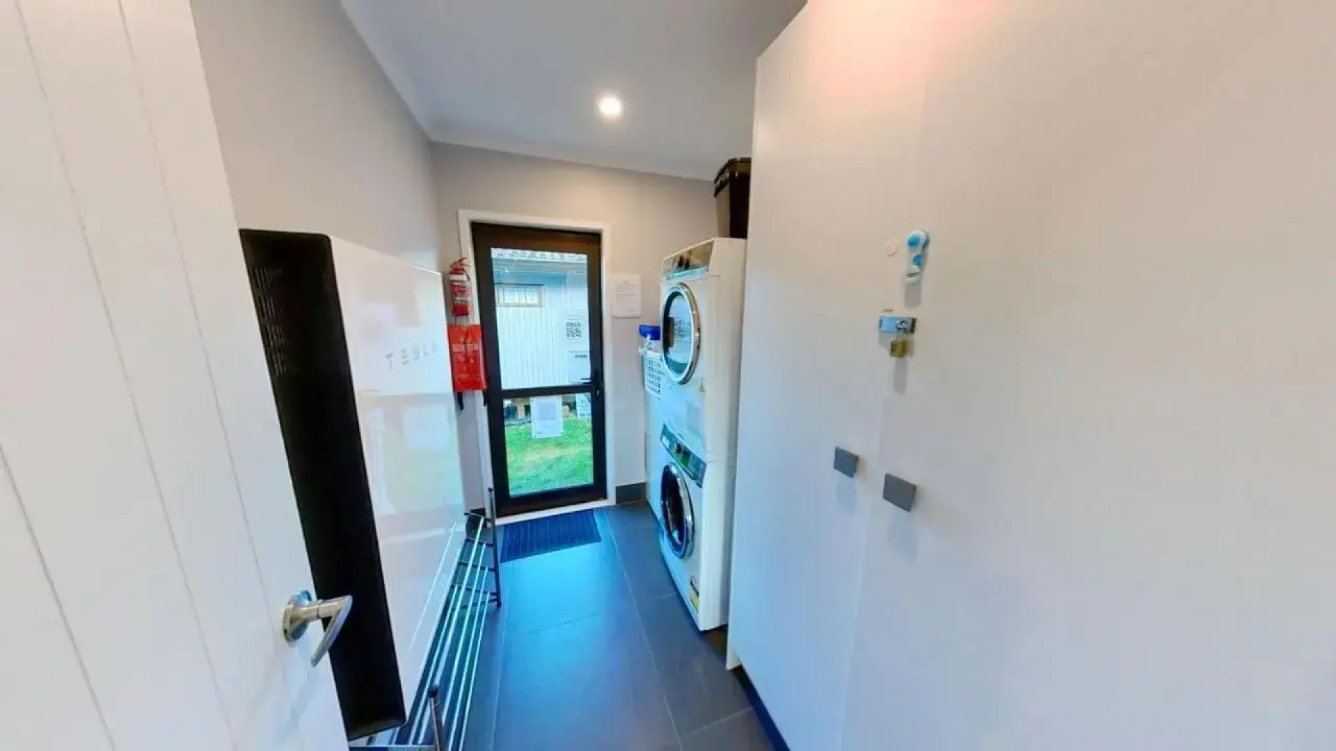 Full Holiday Home To Yourself, Up To 21 Guests