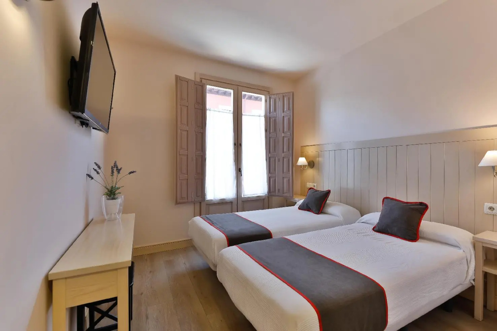 Hostal La Chata By Oyo Rooms