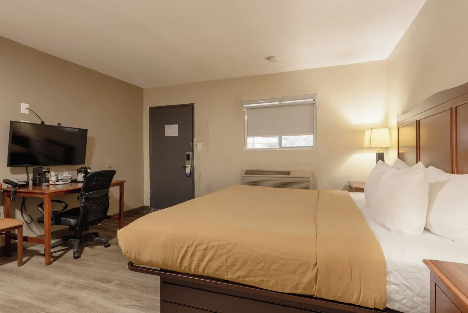 Travelodge by Wyndham Cortez