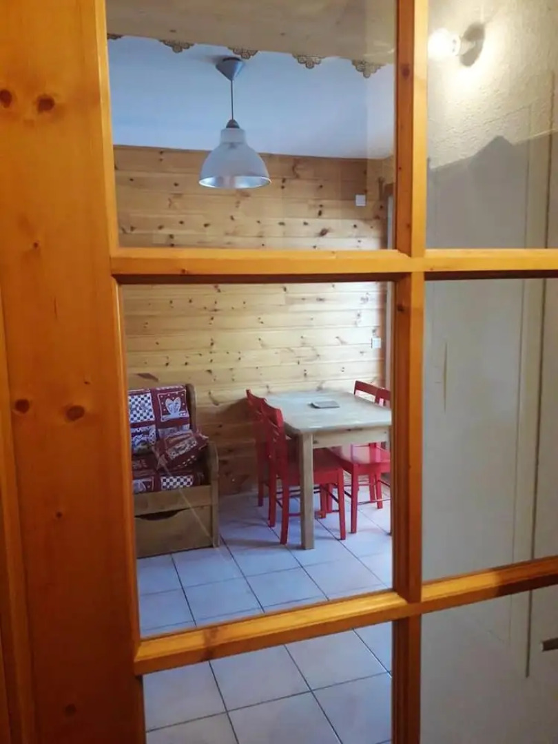 Studio in Vars, With Wonderful Mountain View and Furnished Balcony