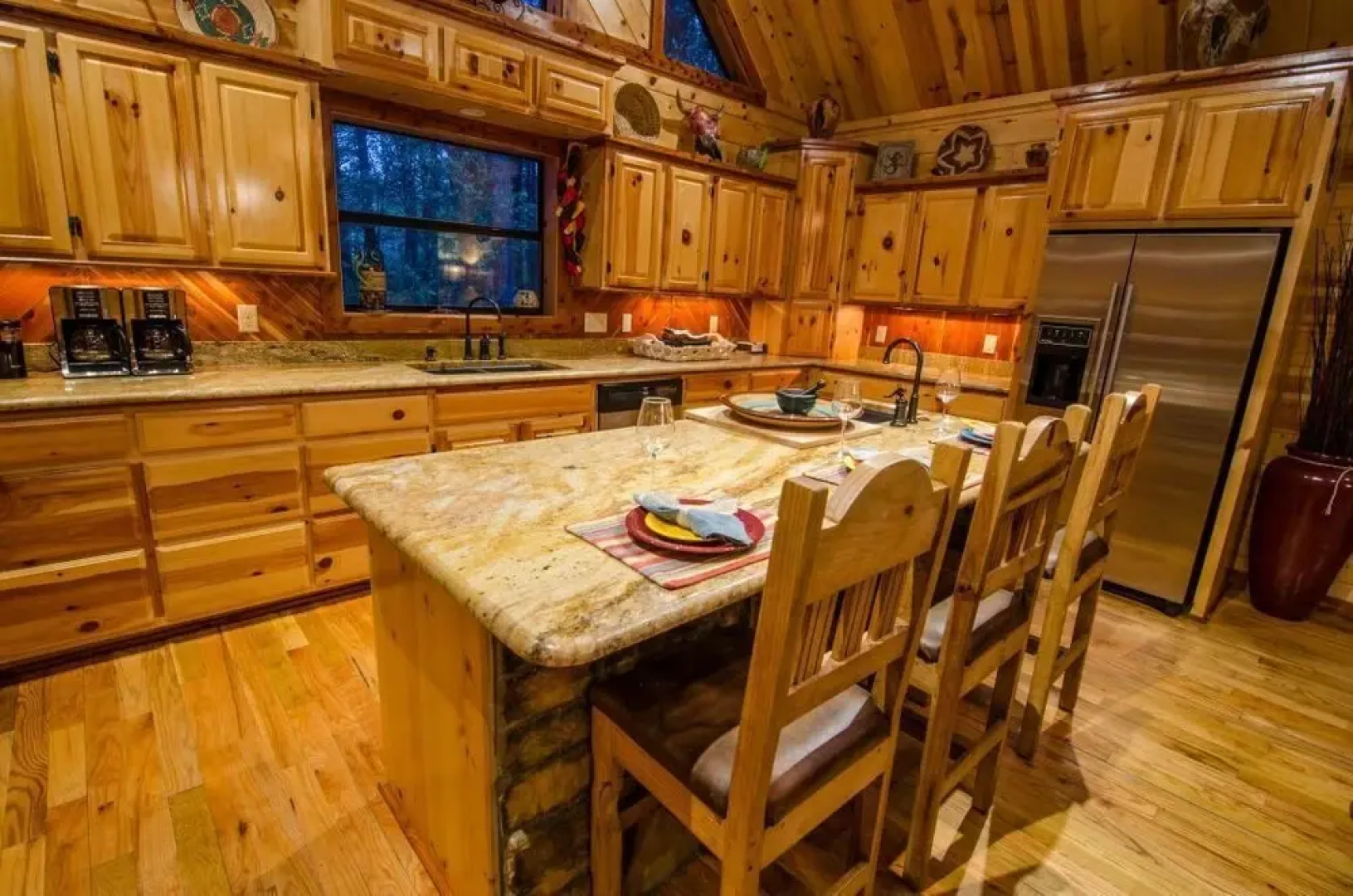 Leaping Lizard Lodge - 4 Br Cabin