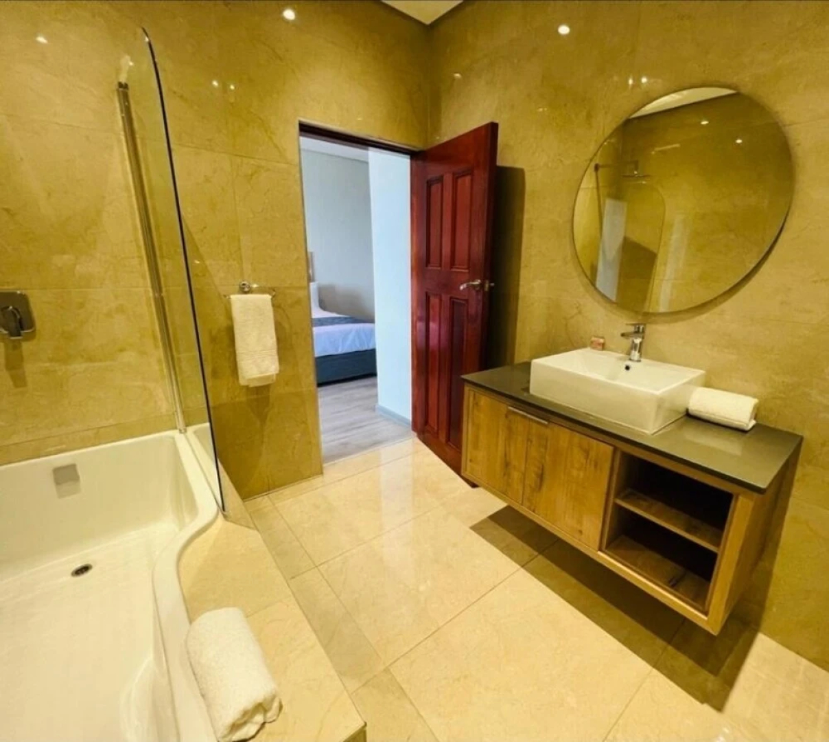 12 Oceans Hotel and Conference Centre
