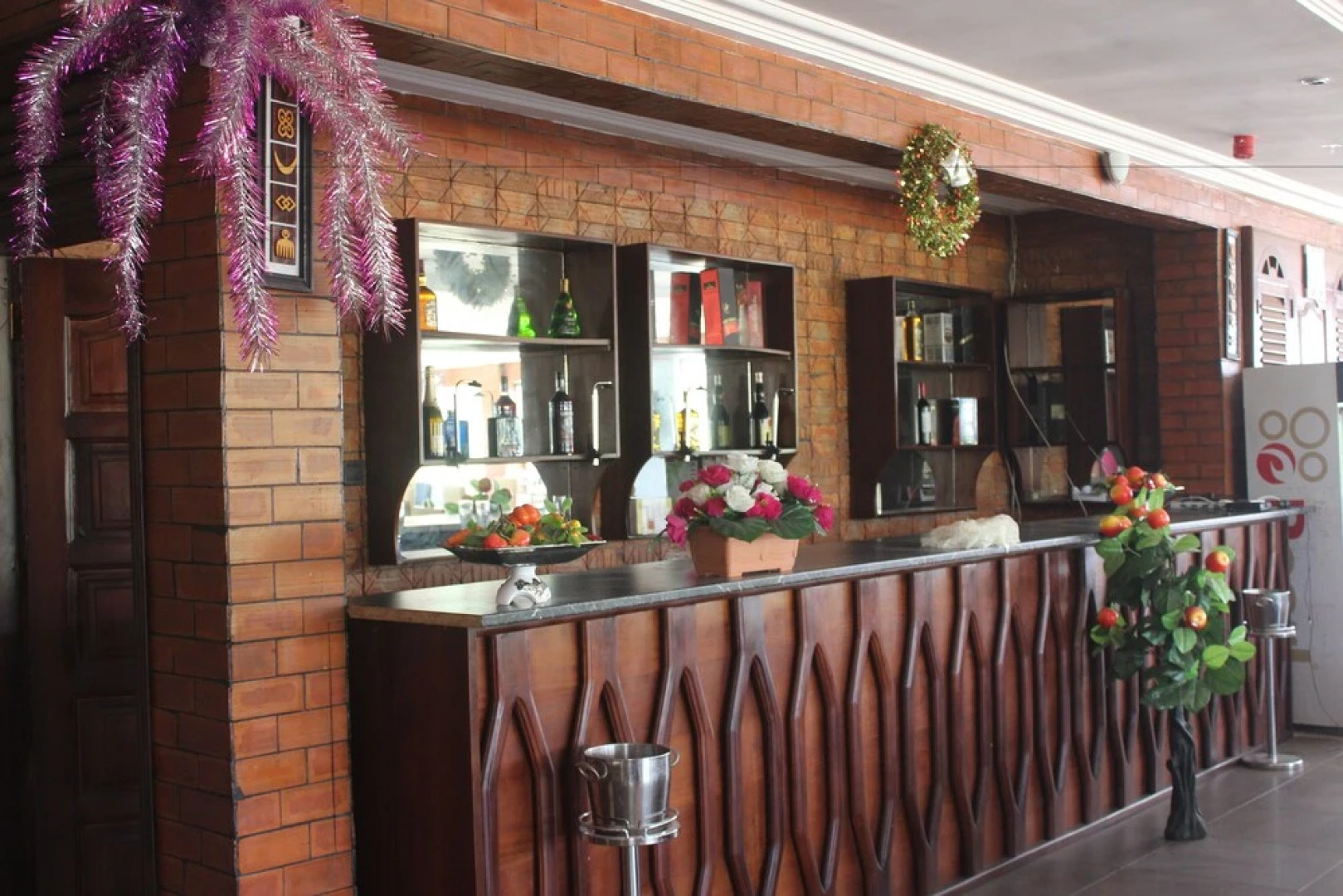 Oguaa Apartments & Lodging