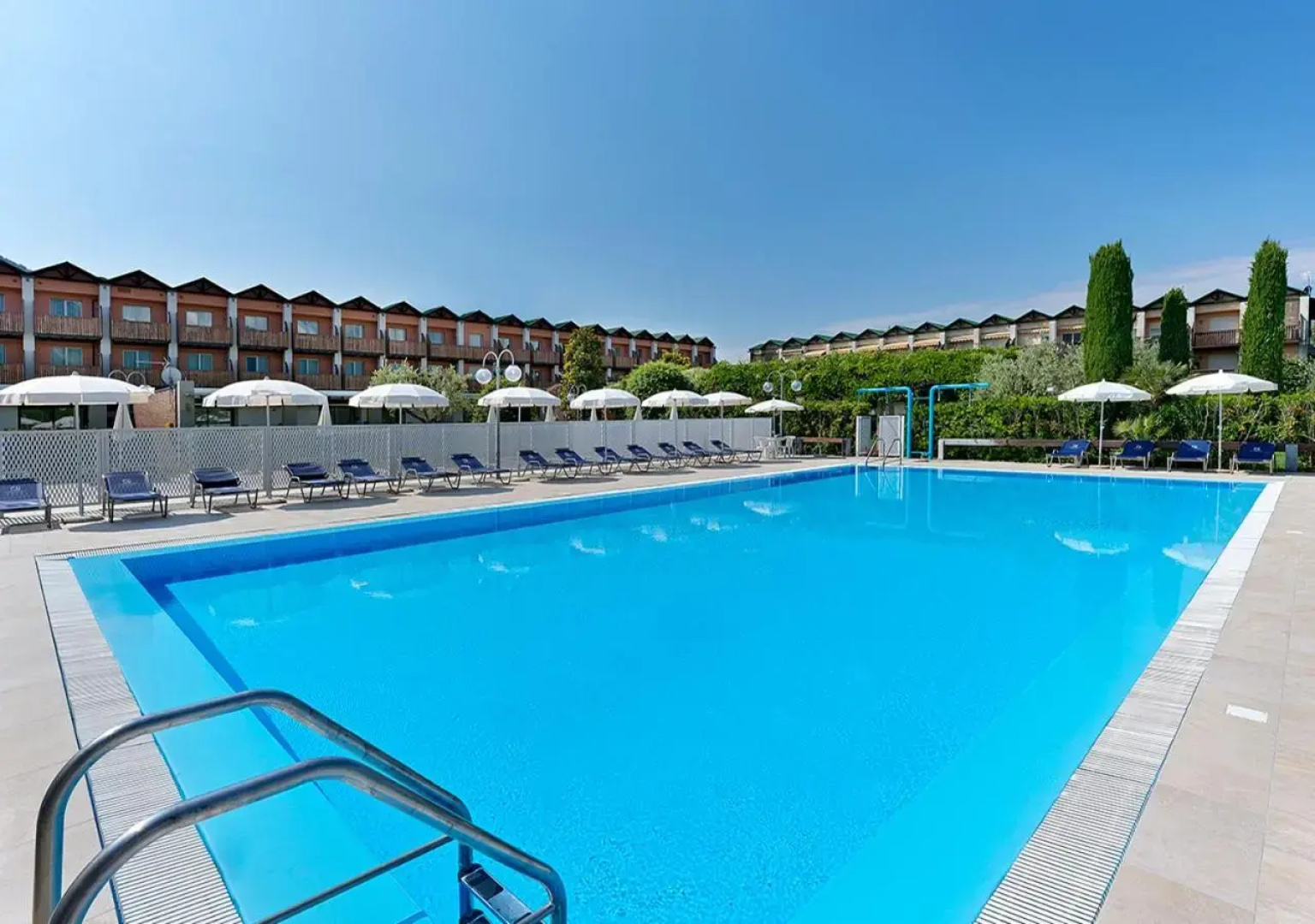 Iseolago Hotel