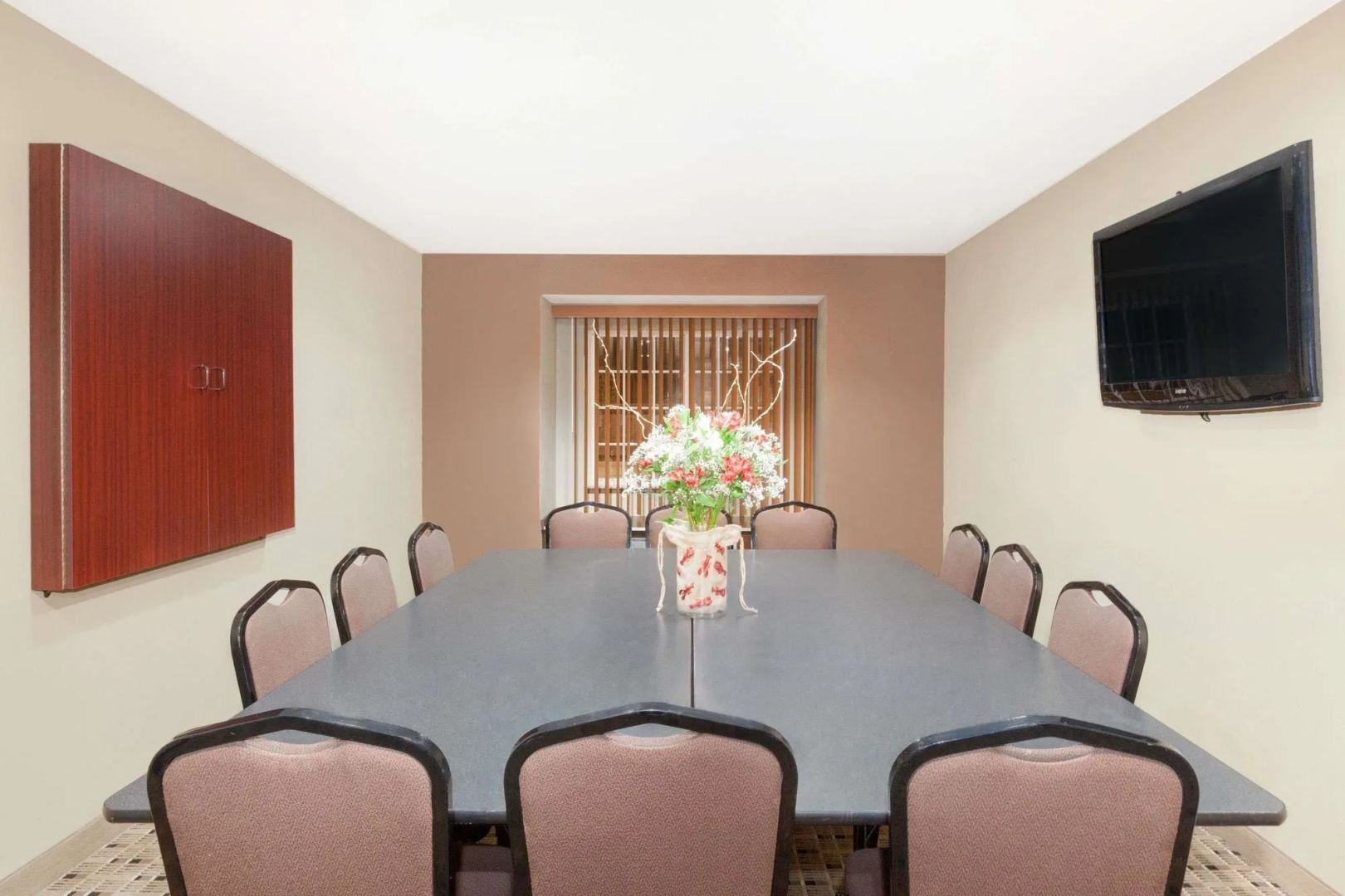 Microtel Inn & Suites by Wyndham Breaux Bridge