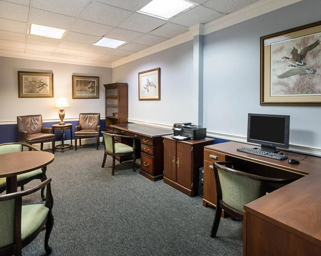 New Hope Inn & Suites