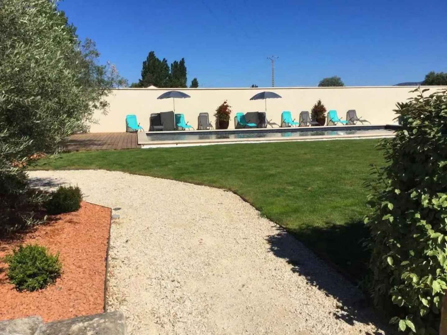 Grande Maison Familiale Avec Piscine Privée Et Climatisation, 10 Personnes, Très Grand Jardin, Située Aux Vignères, Proche de L'Isle Sur la Sorgue - Ls2-338 Gaugalino