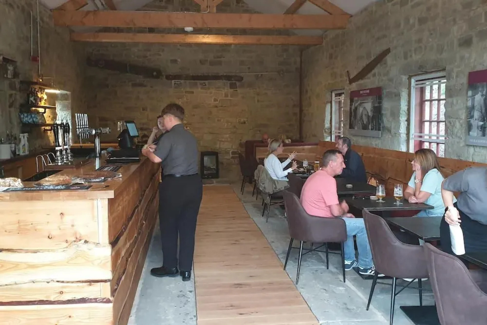 Buck - En-suite Room in Canalside Guesthouse