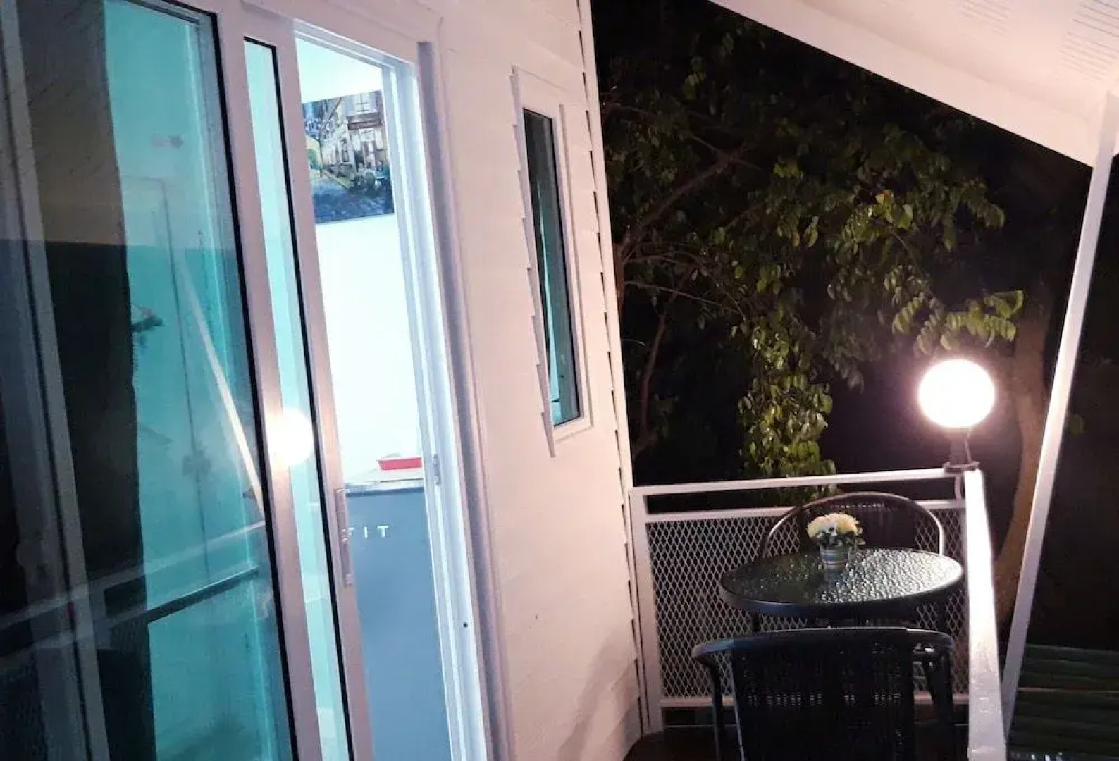 Baan ing tara Salaya