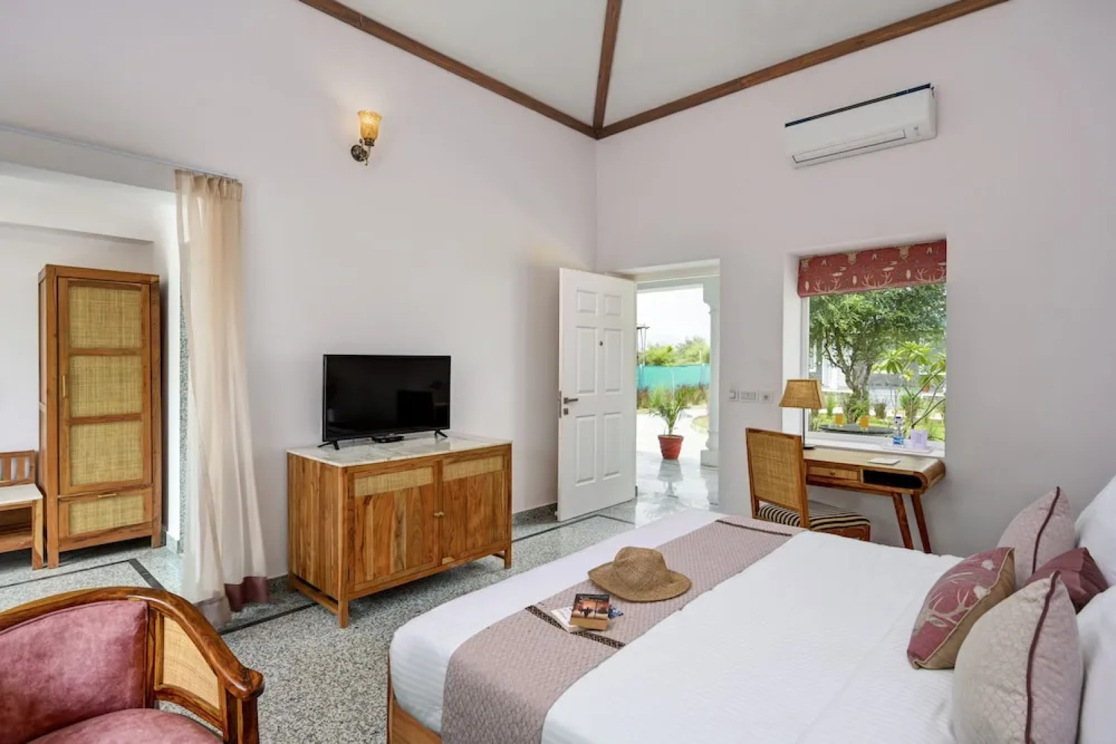 Trulyy The Jawai Leapord Kingdom