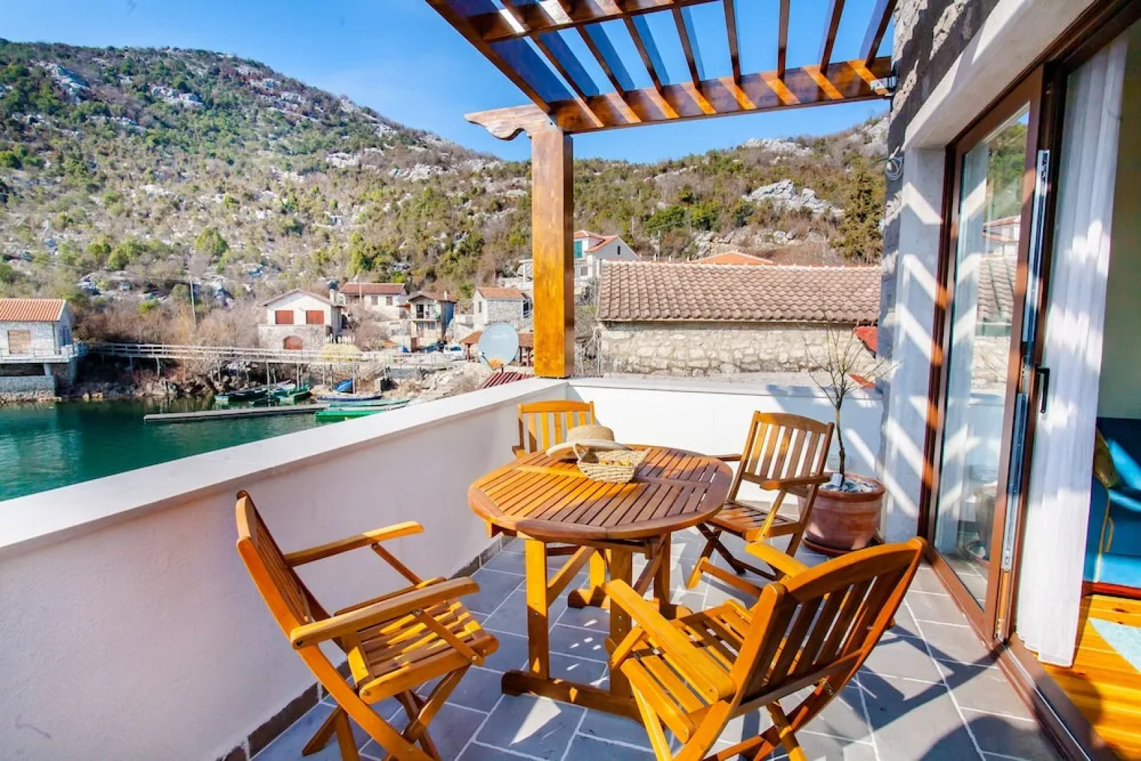 Paradise House Skadar Lake