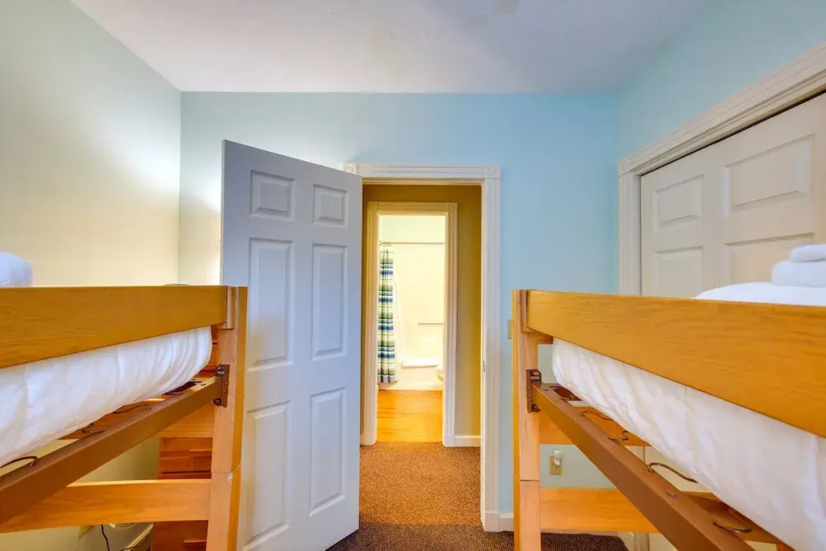 Glen Arbor Vacation Rental w/ Views of Lake!