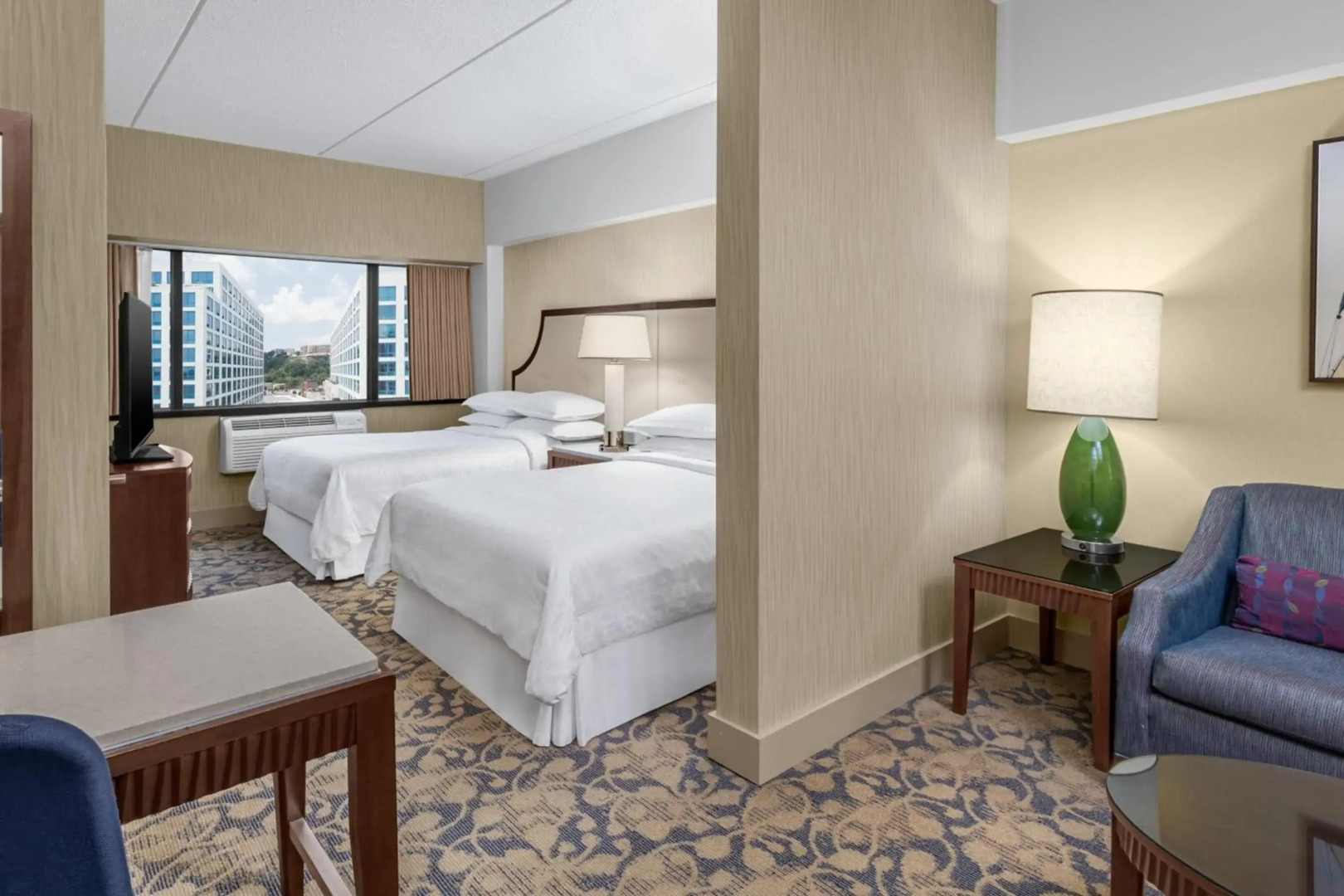 Sheraton Lincoln Harbor Hotel