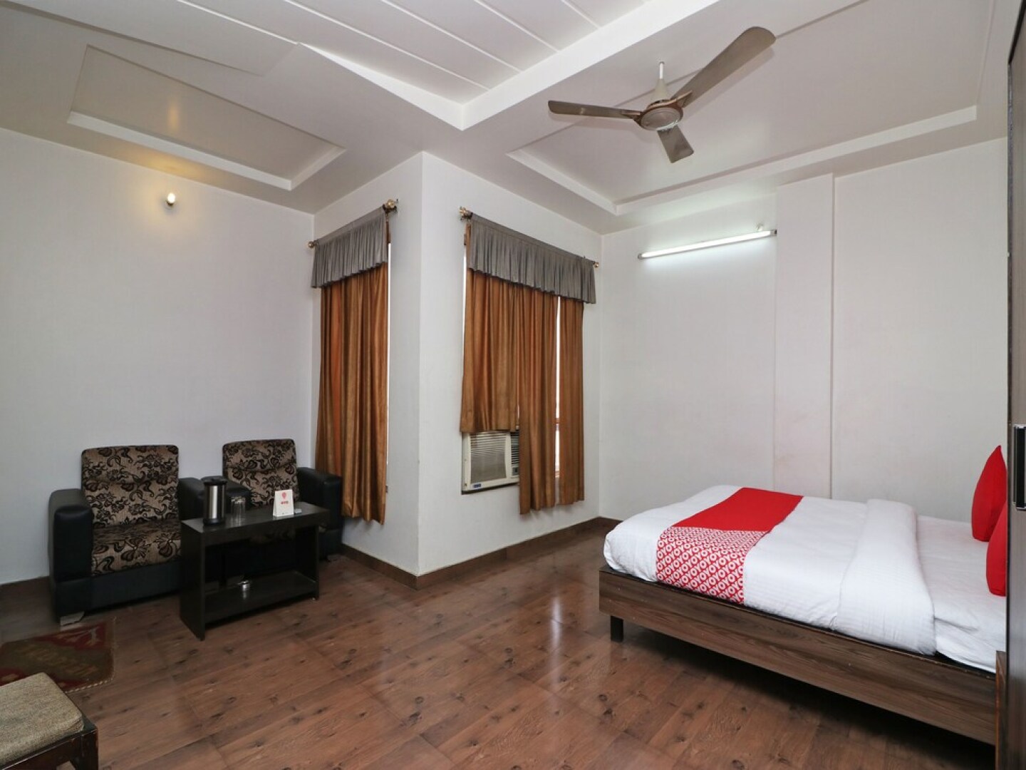 OYO 16592 Hotel Global Inn