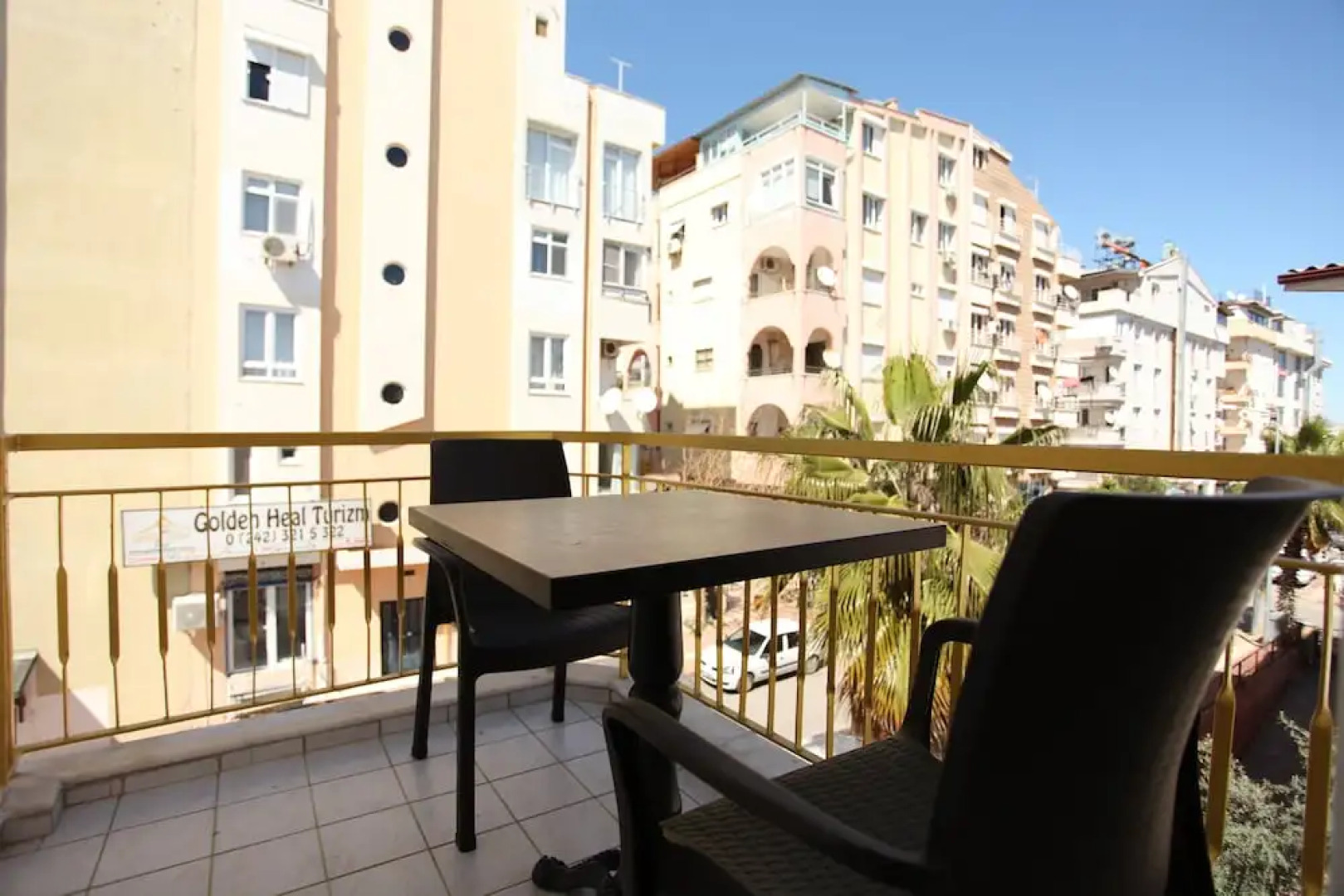 Golden Spark Apart Hotel