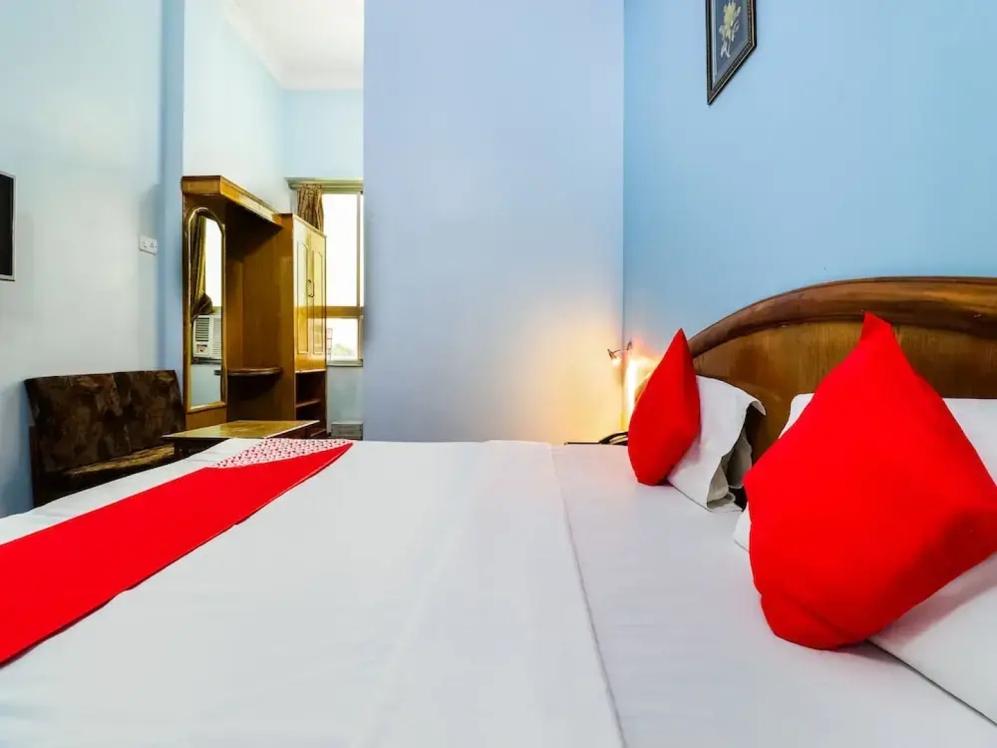 OYO 30121 Hotel Shanti Inn