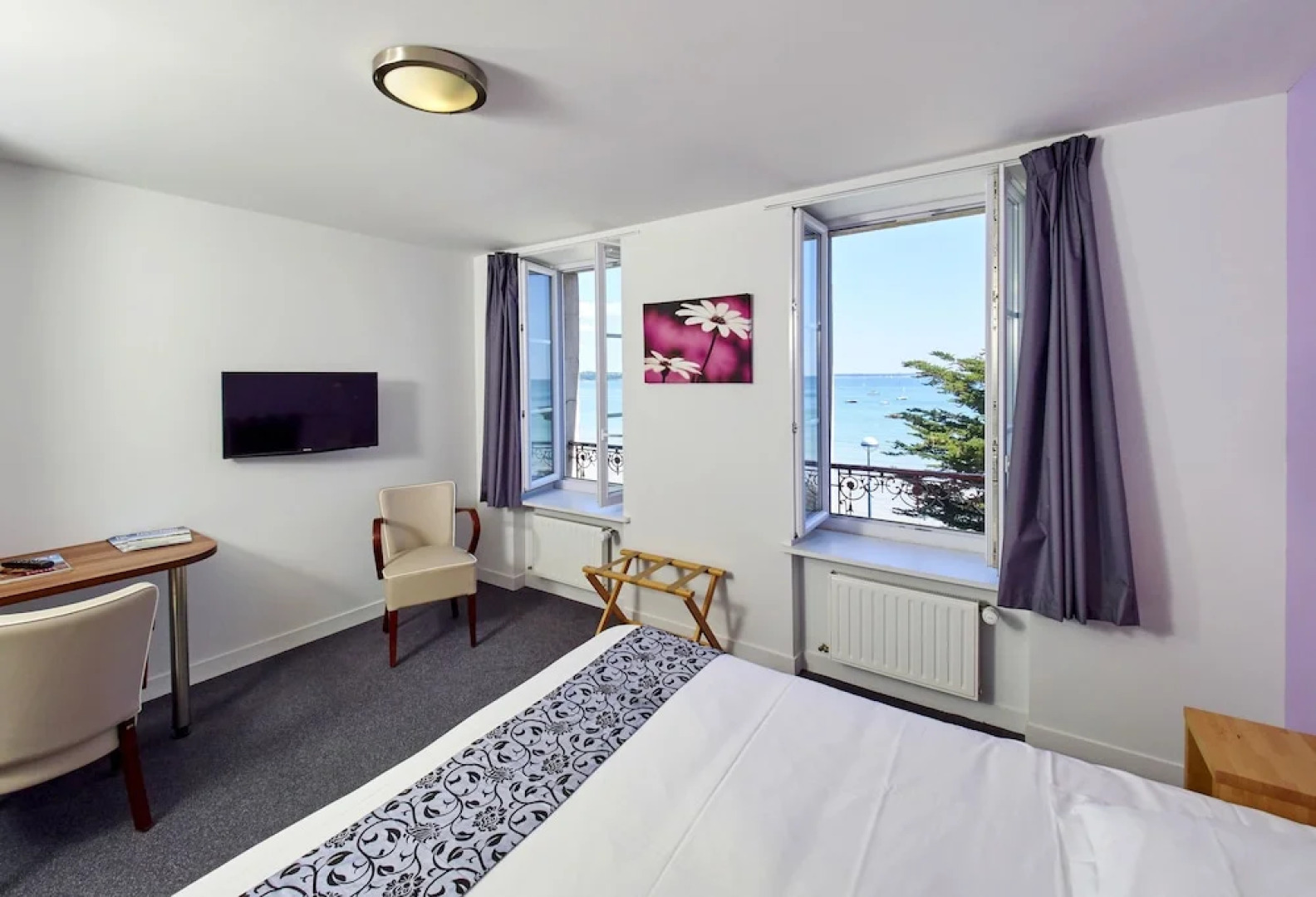 Logis Hotel Belle Vue