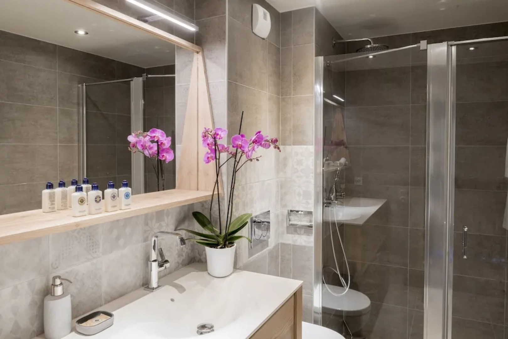 Mammoth Lodge Apartment T2 Cabin D04