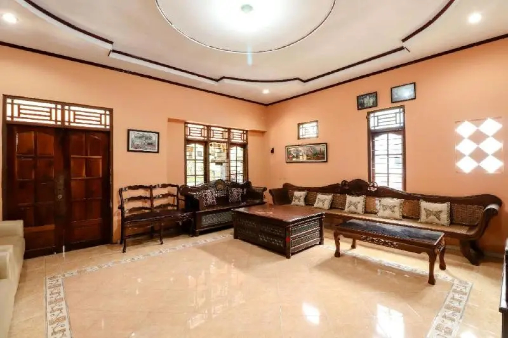 Nurudin House by ZUZU