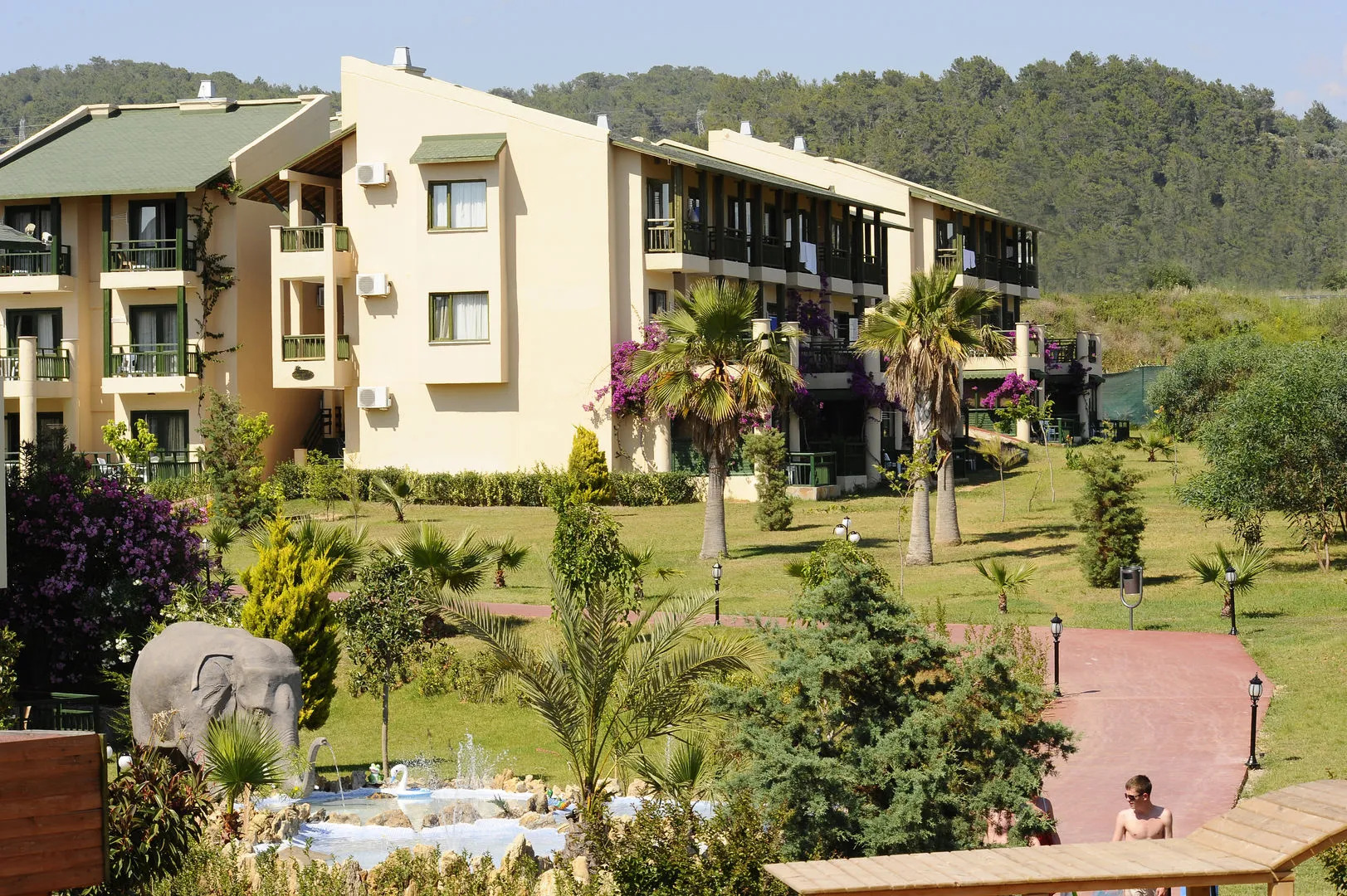 Oz Hotels İncekum Beach Resort