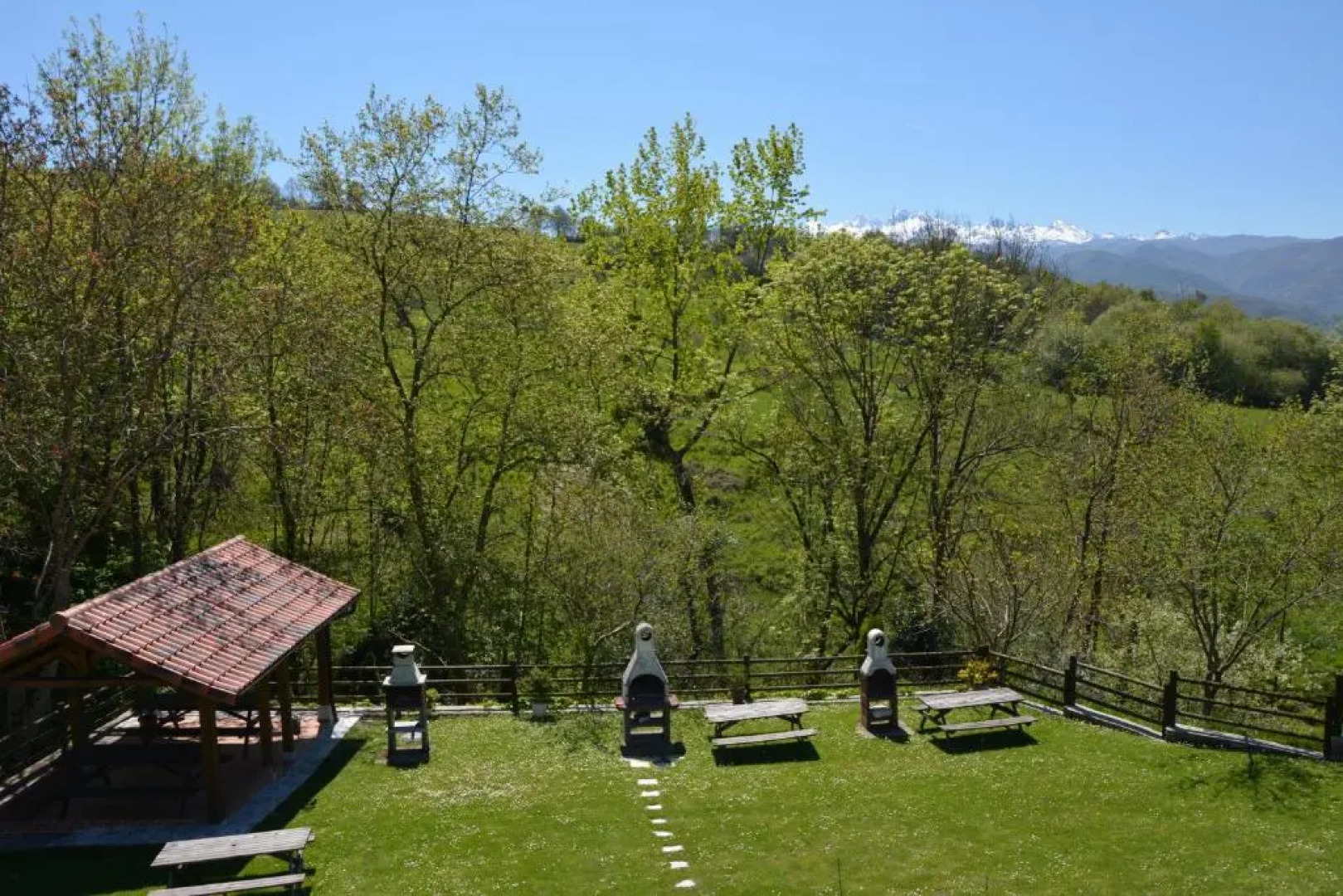 Apartamentos Rurales Piedrafita