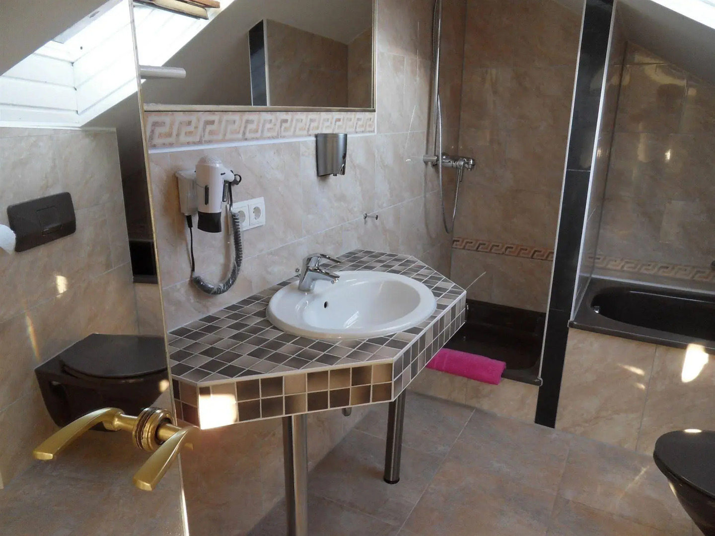 City Central Promenade