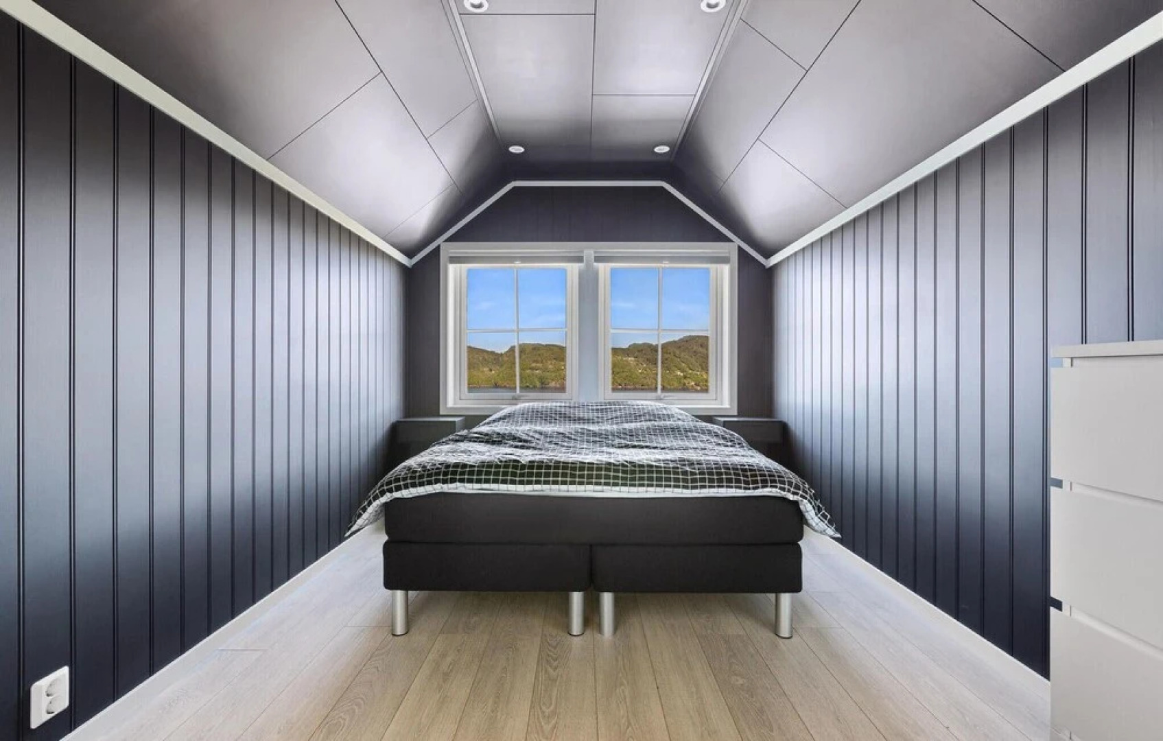 Beautiful Home in Valestrandsfossen With Wifi and 3 Bedrooms