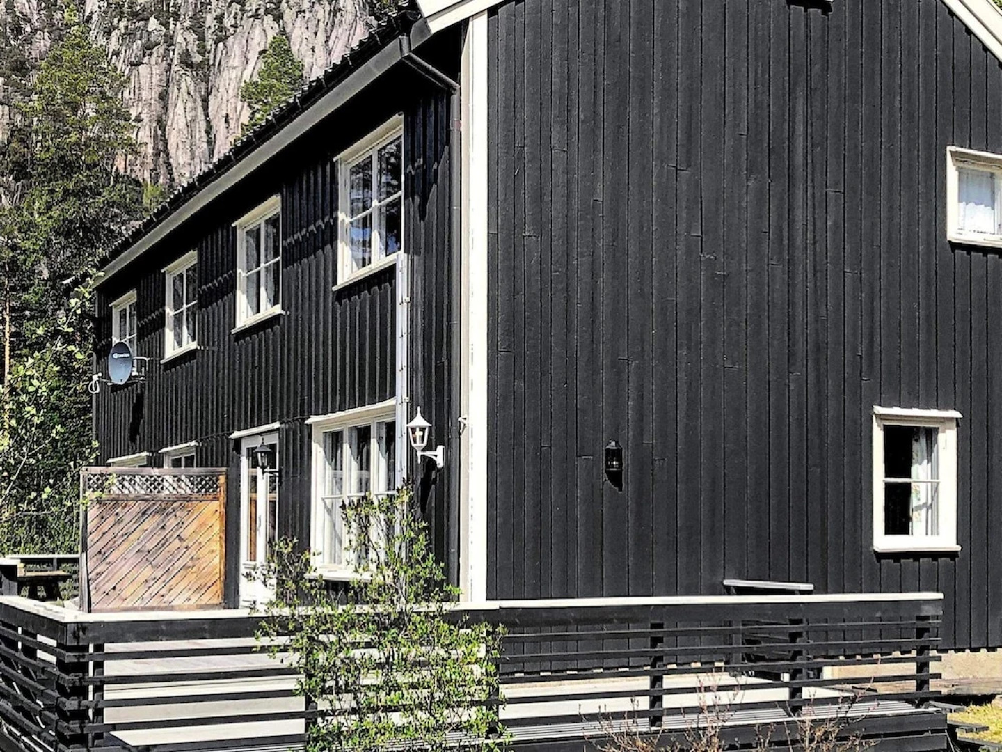 8 Person Holiday Home in Treungen