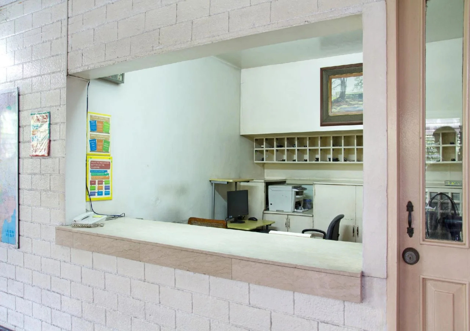 Broadway Court Apartelle