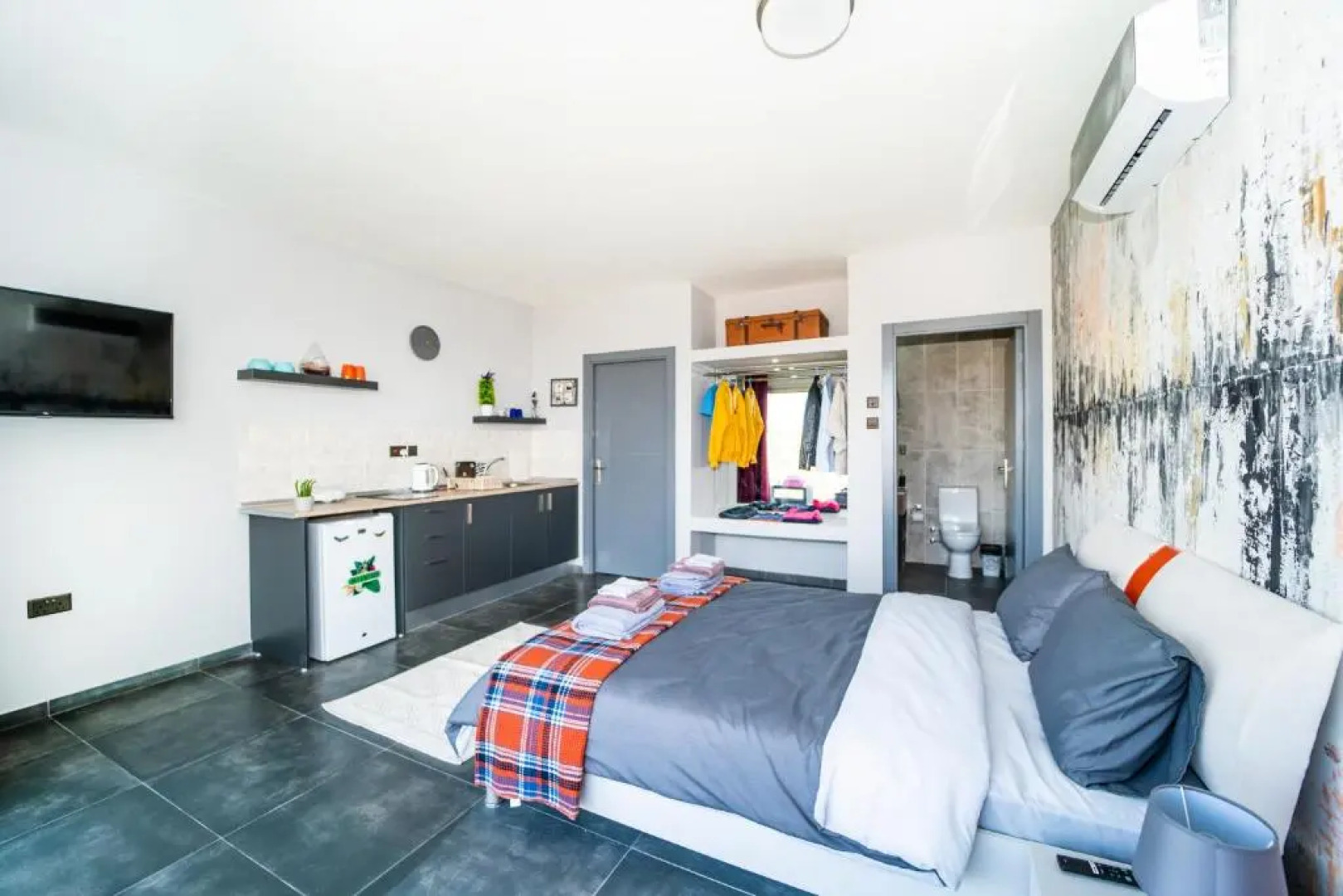 Chardonnay Guest Studio Rooms with Great view for nature lovers