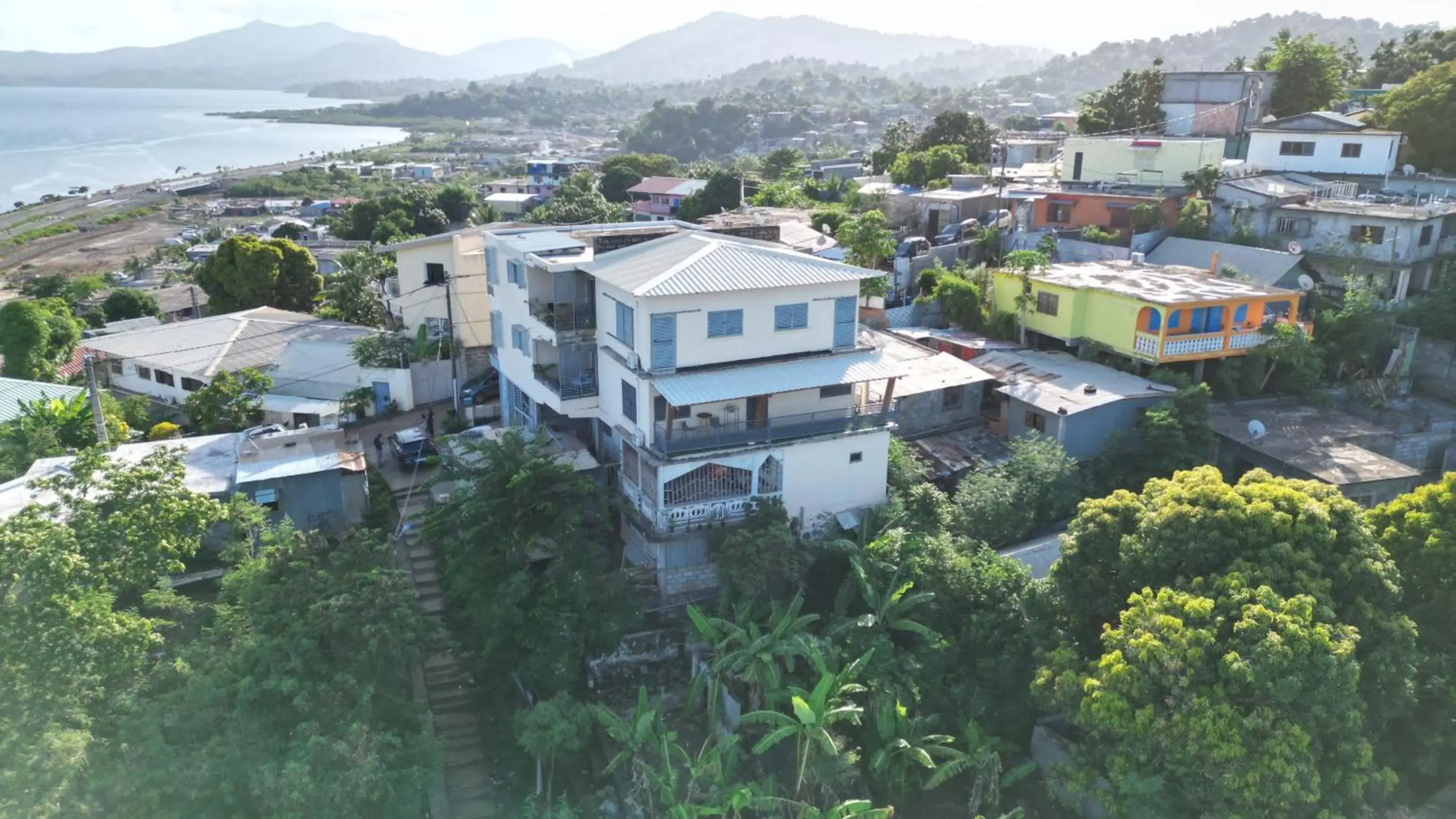 Charmant appartement avec terrasse, vue sur lagon