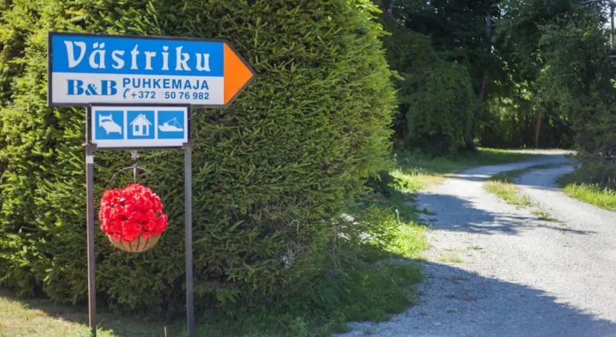 Västriku Holiday Home