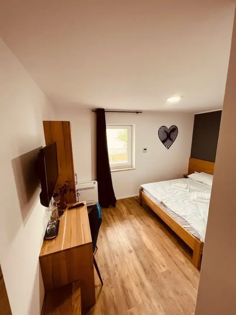 PJagodic Hotel Cerklje
